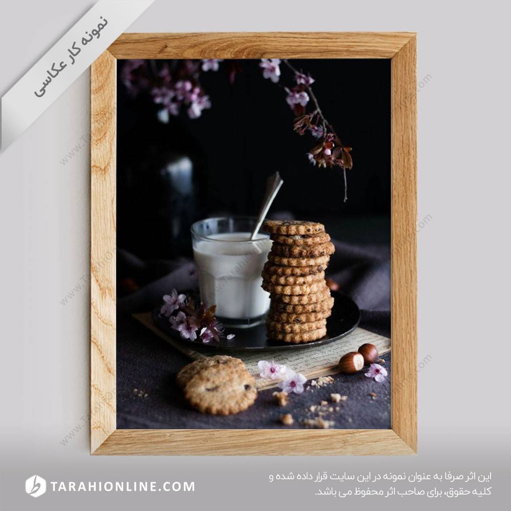 عکاسی از بیسکویت و شیر